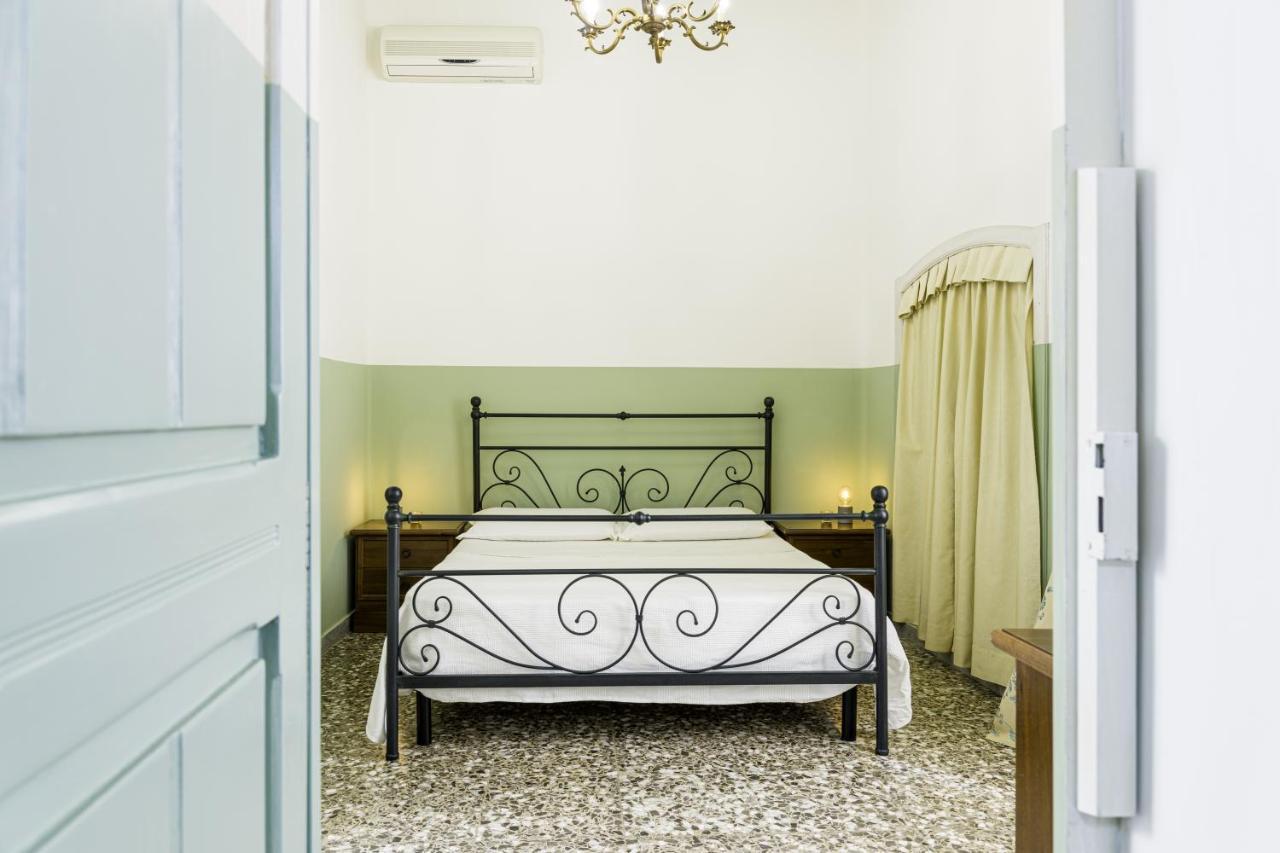 Palazzo Dante Bed and Breakfast Alliste Εξωτερικό φωτογραφία