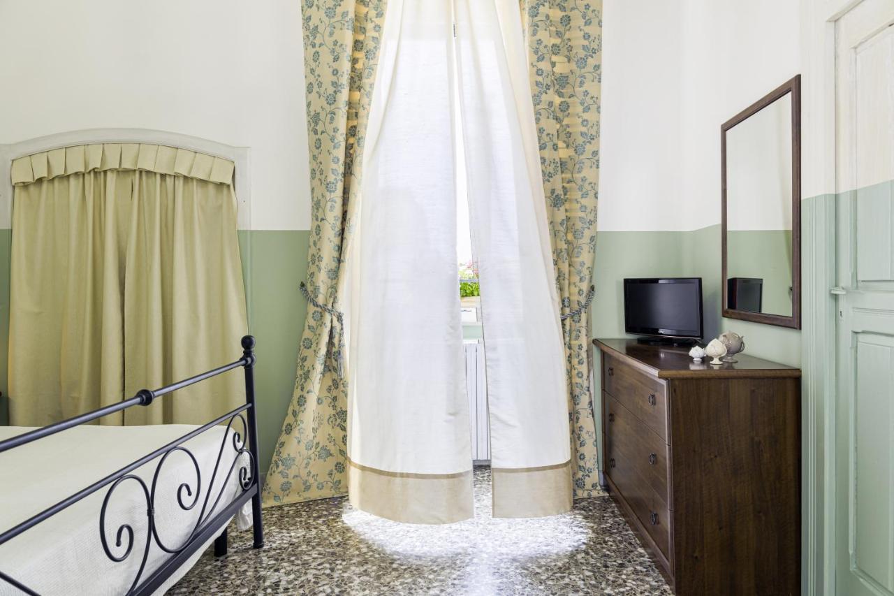 Palazzo Dante Bed and Breakfast Alliste Εξωτερικό φωτογραφία