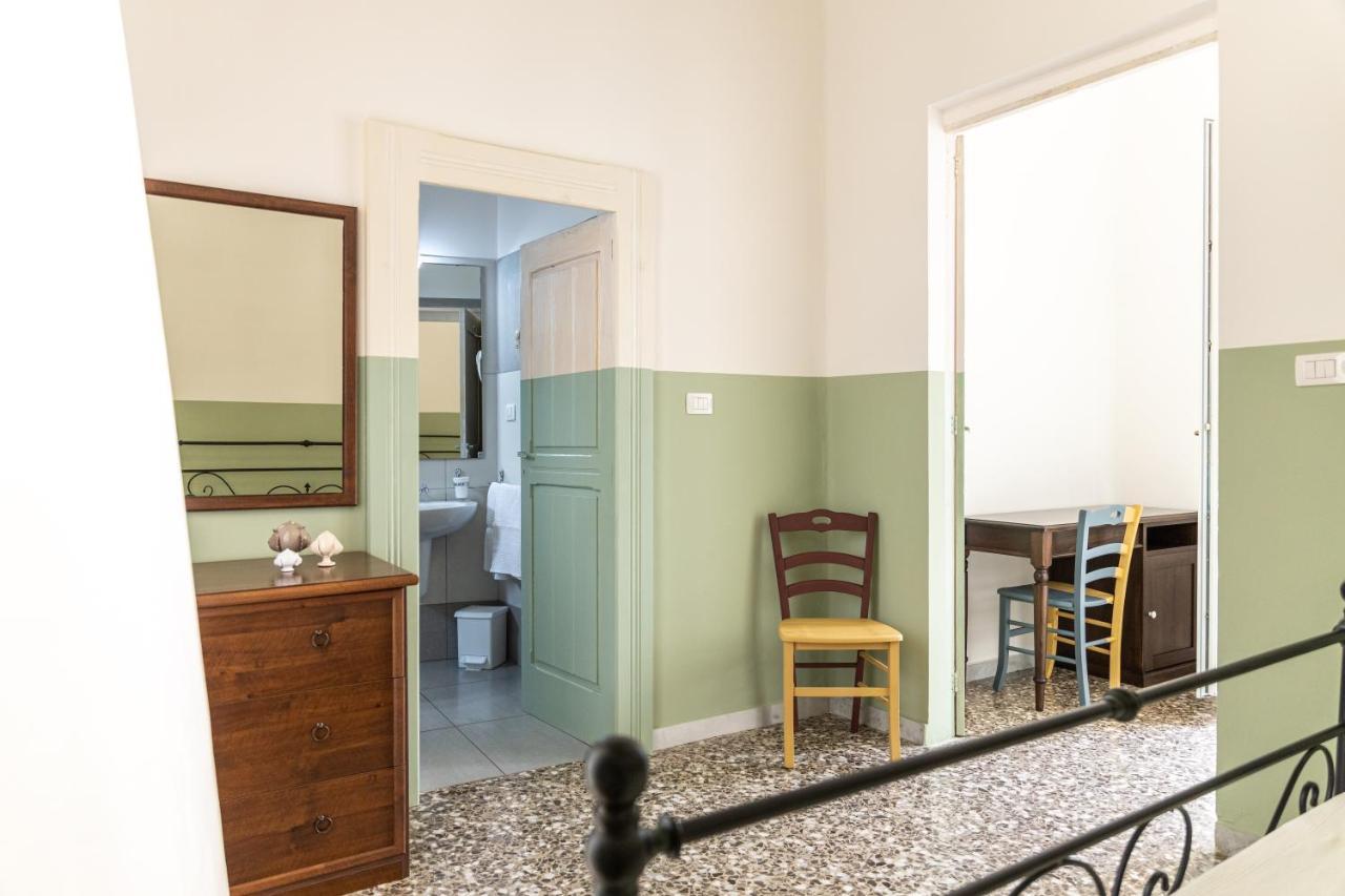 Palazzo Dante Bed and Breakfast Alliste Εξωτερικό φωτογραφία