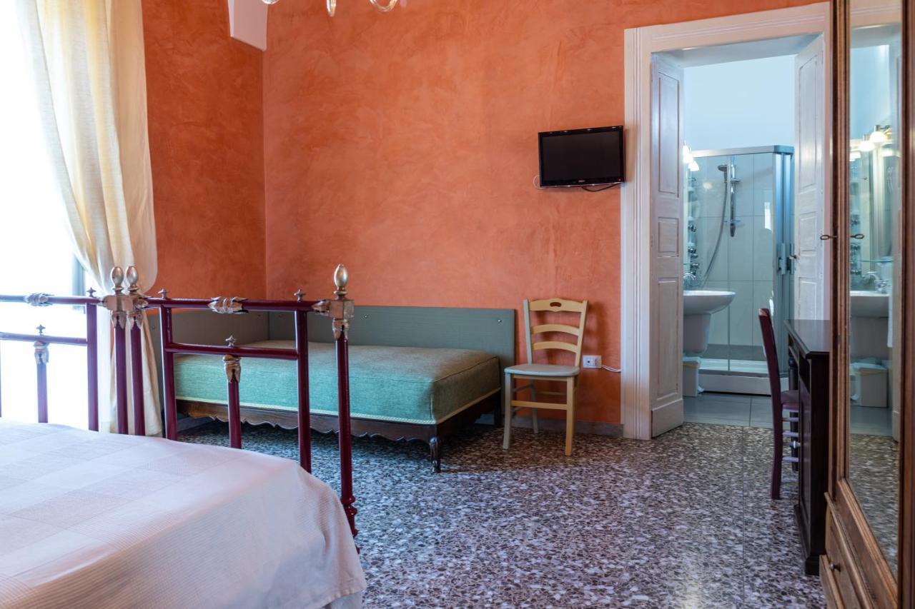 Palazzo Dante Bed and Breakfast Alliste Εξωτερικό φωτογραφία